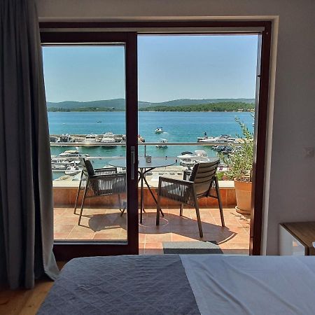 Apartments Villa Oliva Turanj Εξωτερικό φωτογραφία