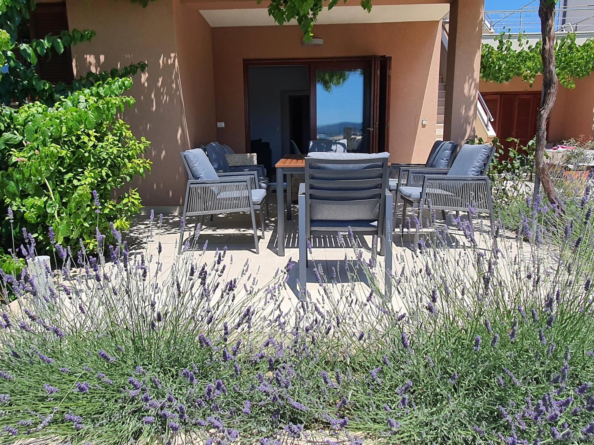 Apartments Villa Oliva Turanj Δωμάτιο φωτογραφία