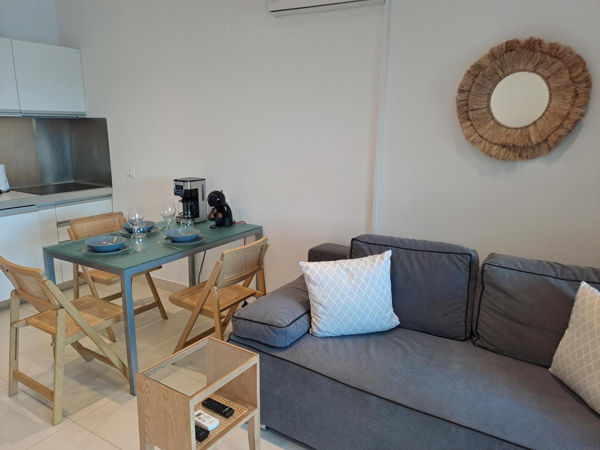 Apartments Villa Oliva Turanj Εξωτερικό φωτογραφία